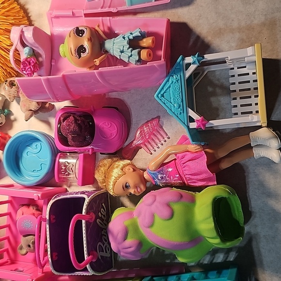 Barbie Doll, Playhouse, Plus Girls Toy Bundle - Picture 5 of 13